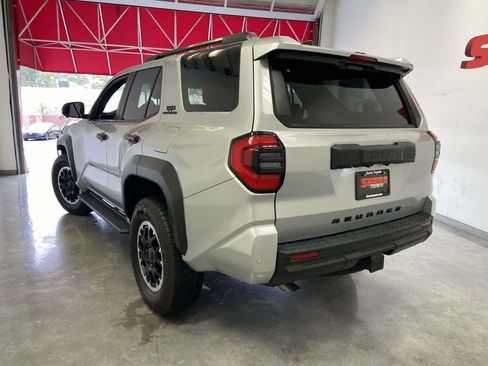 Used 2025 Toyota 4Runner TRD Off-Road Premium w/ Tow Technology Package AWD/4WD image 5