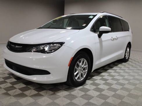 Used 2021 Chrysler Voyager Lxi FWD image 7