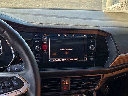 Used 2024 Volkswagen Jetta SEL image 22