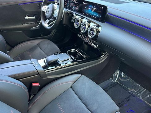 Certified 2023 Mercedes-Benz CLA 250 image 32