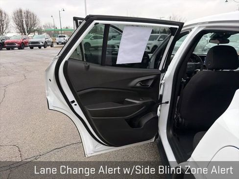 Used 2024 Chevrolet Trax RS w/ Driver Confidence Package image 26