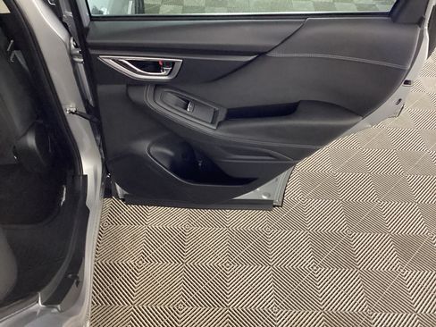 Used 2019 Subaru Forester Premium AWD/4WD image 11