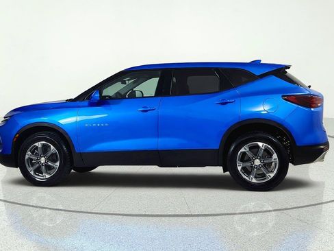 Used 2025 Chevrolet Blazer LT AWD/4WD image 4
