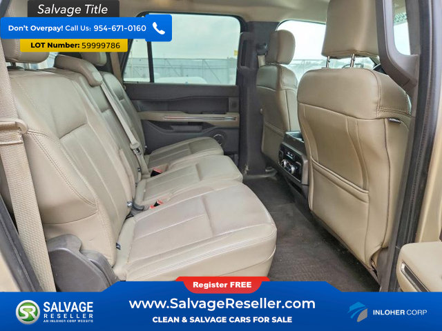 Used 2018 Ford Expedition Max XLT w/ Equipment Group 202A AWD/4WD image 14