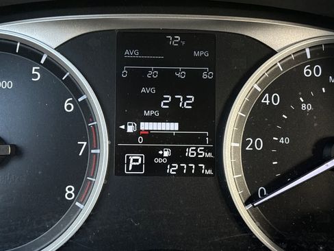 Used 2025 Nissan Kicks Play S FWD image 27