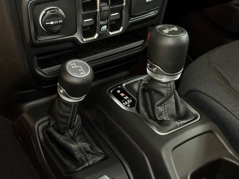 New 2025 Jeep Wrangler Sport S image 25