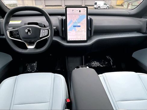 Used 2025 Volvo EX30 Ultra image 18