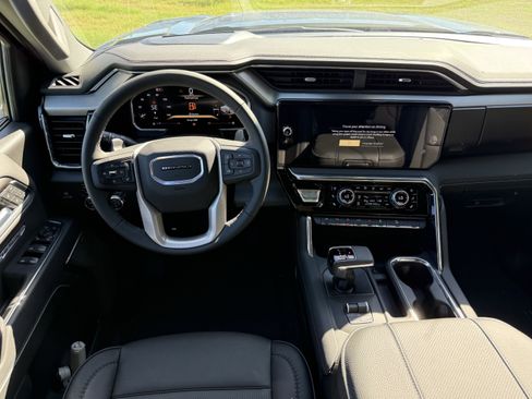 New 2026 GMC Sierra 1500 Denali w/ Denali Reserve Package image 11