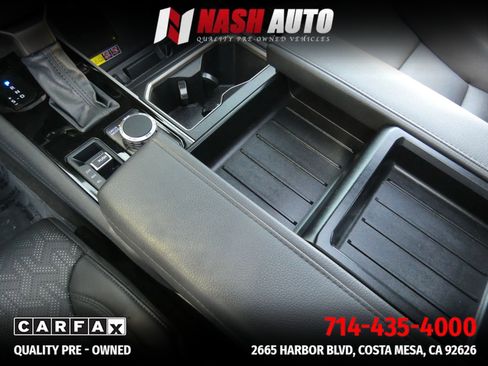 Used 2025 Toyota Tundra Limited AWD/4WD image 73