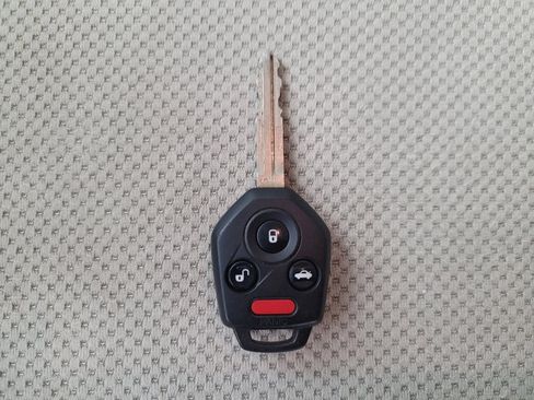 Used 2015 Subaru Impreza 2.0i Premium image 32