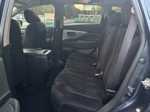 Used 2016 Nissan Murano SV image 19