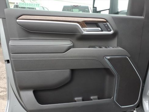 New 2026 GMC Sierra 2500 SLE w/ SLE Value Package; image 14