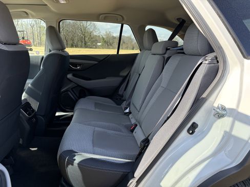 Certified 2025 Subaru Outback Premium AWD/4WD image 32