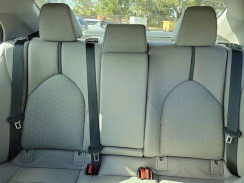 Used 2021 Toyota Camry XSE image 5