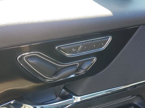 New 2026 Lincoln Corsair Reserve image 9