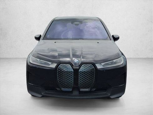 Used 2024 BMW iX xDrive50 AWD/4WD image 2
