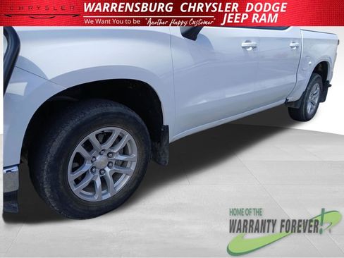 Used 2021 Chevrolet Silverado 1500 LT w/ Z71 Off-Road Package AWD/4WD image 30