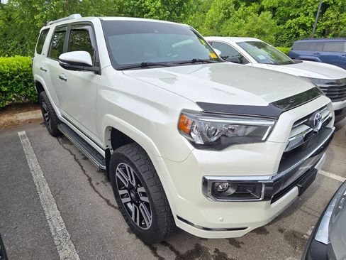 Used 2023 Toyota 4Runner Limited AWD/4WD image 2