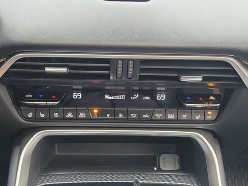 Certified 2025 MAZDA CX-90 3.3 Turbo S w/ Premium Package image 34