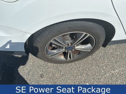Used 2016 Ford Focus SE FWD image 6