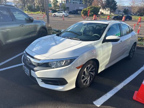 Used 2017 Honda Civic EX image 1
