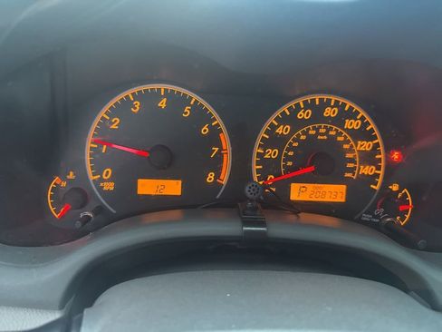 Used 2010 Toyota Corolla image 21