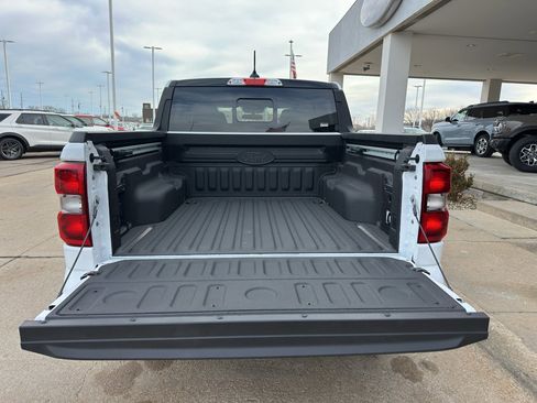 New 2025 Ford Maverick Lobo image 9