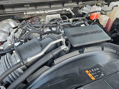 Used 2024 Chevrolet Silverado 2500 LT image 13