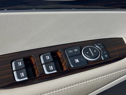 Used 2019 Kia Sorento FWD image 16