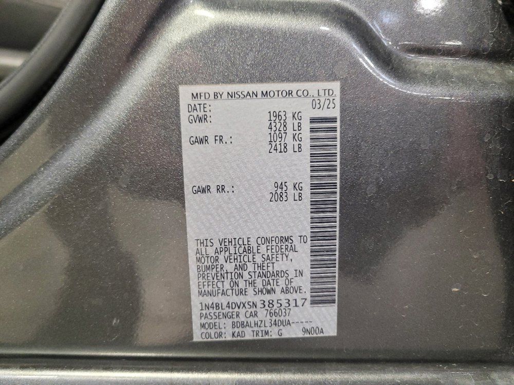 Used 2025 Nissan Altima 2.5 SV FWD image 33