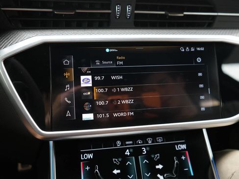 Used 2022 Audi RS 6 image 79