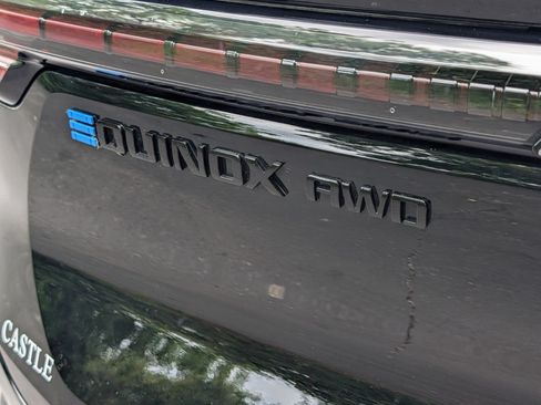 Used 2024 Chevrolet Equinox EV RS AWD/4WD image 15