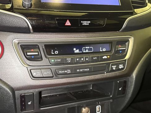 Used 2023 Honda Ridgeline RTL-E image 29