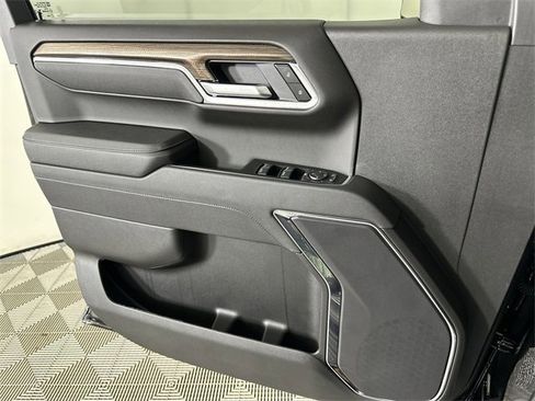 New 2025 Chevrolet Silverado 1500 LT image 22