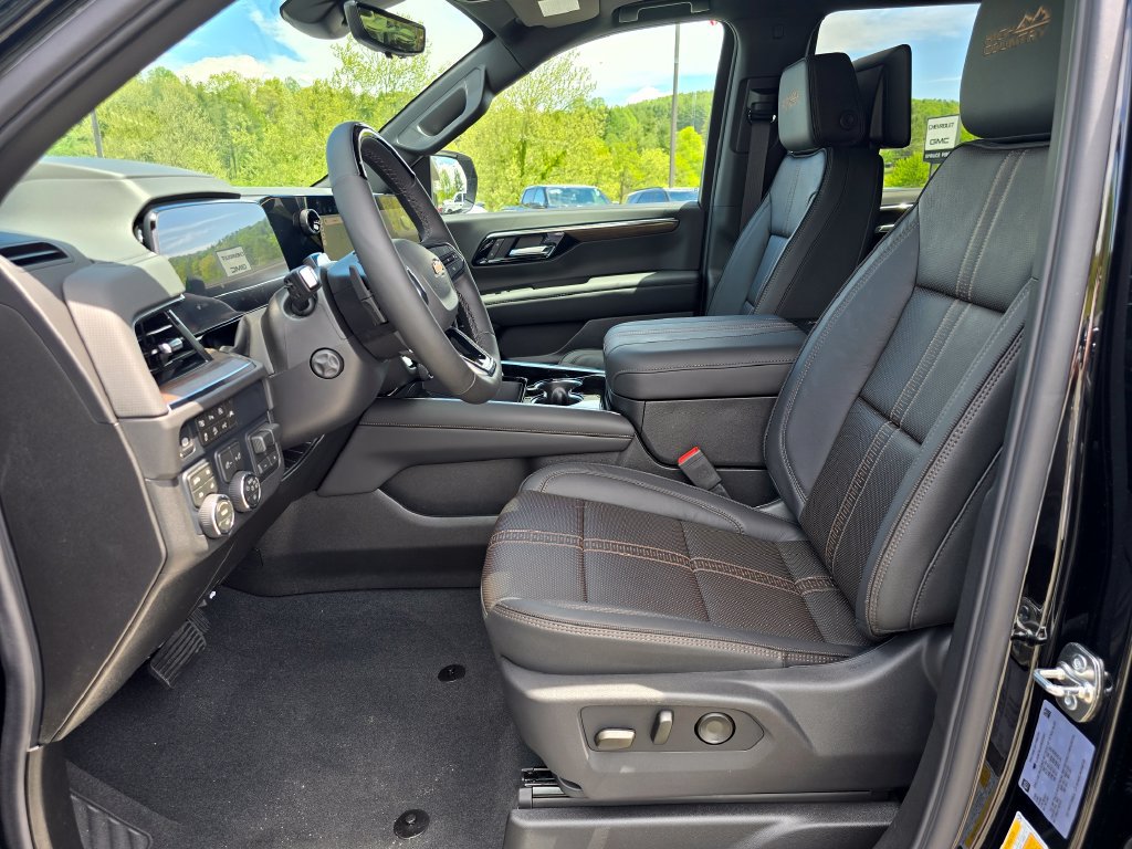 New 2026 Chevrolet Tahoe High Country AWD/4WD image 4
