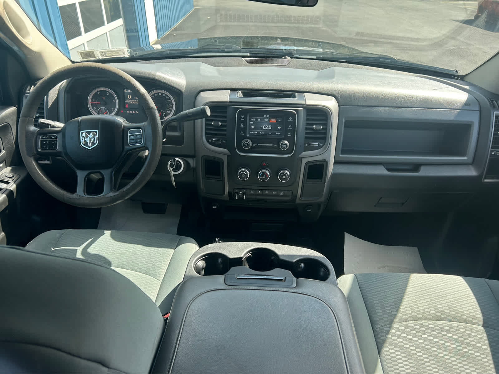 Used 2018 RAM 2500 Tradesman w/ Chrome Appearance Group AWD/4WD image 7