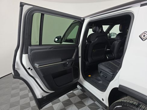Used 2023 Rivian R1S Adventure AWD/4WD image 17