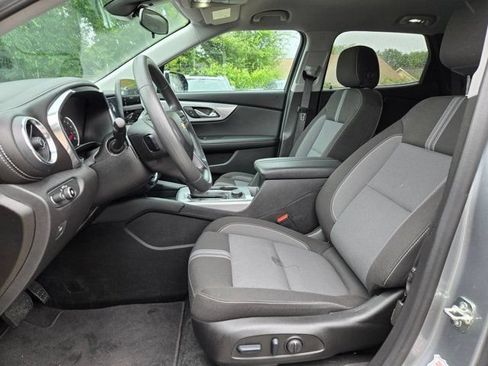 Used 2025 Chevrolet Blazer LT AWD/4WD image 22