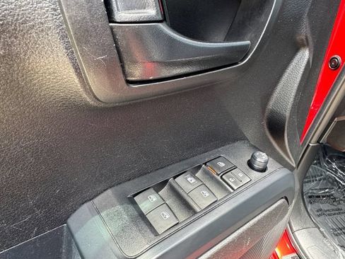 Used 2023 Toyota Tacoma SR AWD/4WD image 5