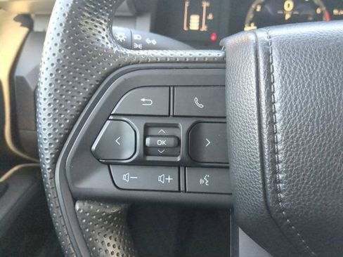 Used 2024 Toyota Tacoma SR image 22