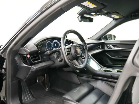 Certified 2025 Porsche Taycan 4S AWD/4WD image 4