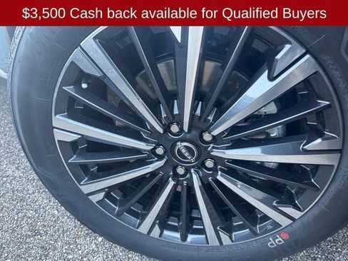 New 2026 Nissan Pathfinder Platinum image 36