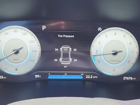 Used 2023 Hyundai Santa Fe SEL w/ Premium Package AWD/4WD image 12