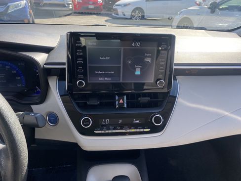 Used 2020 Toyota Corolla LE FWD image 14
