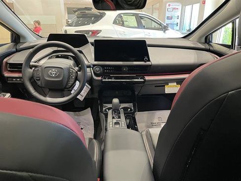 New 2026 Toyota Prius Plug-In Hybrid FWD image 12
