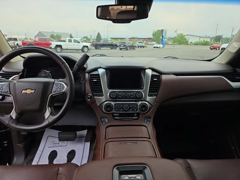 Used 2018 Chevrolet Tahoe Premier AWD/4WD image 15