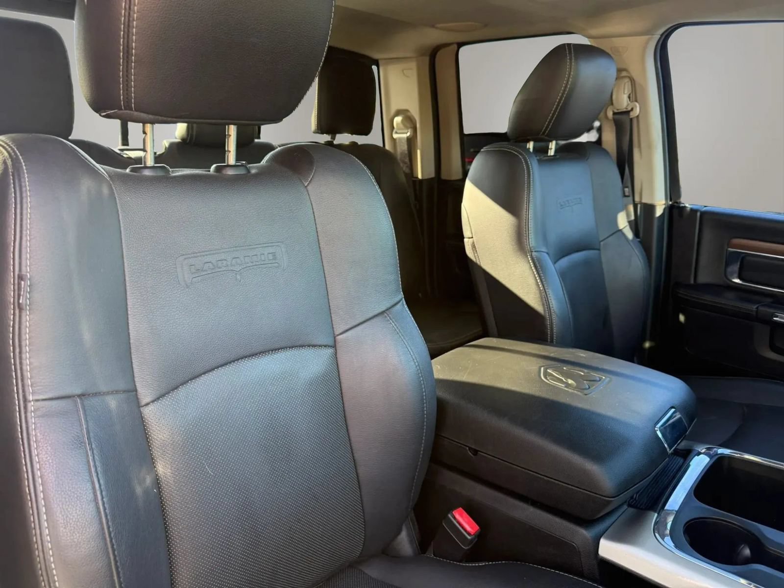 Used 2016 RAM 1500 Laramie w/ Convenience Group AWD/4WD image 54