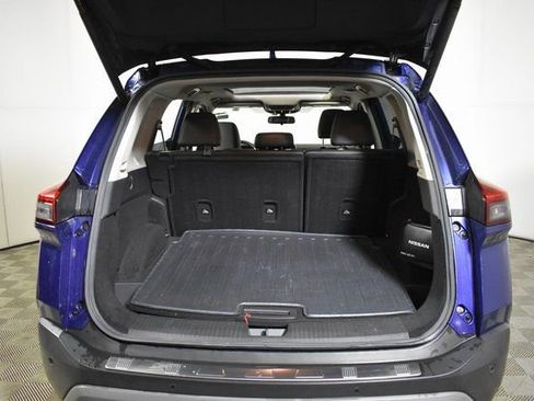 Used 2021 Nissan Rogue SV w/ Premium Package image 29