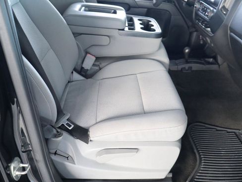 Used 2018 Chevrolet Silverado 1500 Custom w/ Custom Value Package AWD/4WD image 33