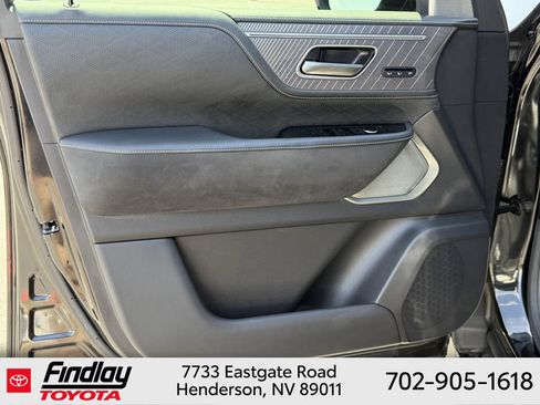 Used 2025 INFINITI QX80 Autograph AWD/4WD image 21